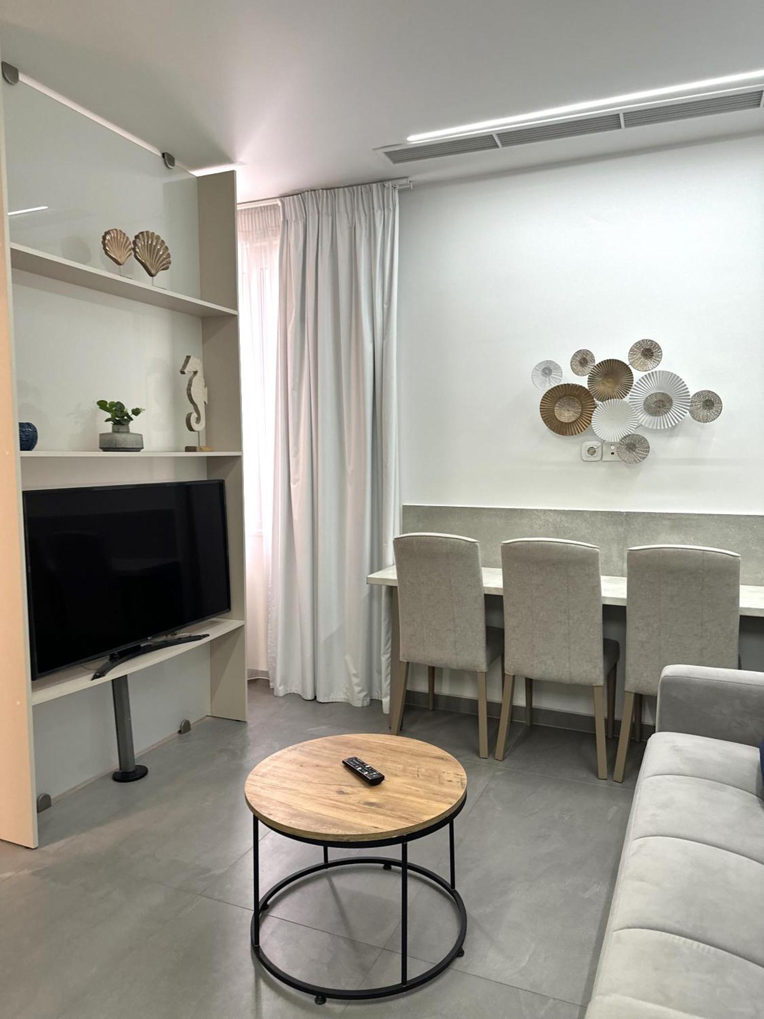 Chic Centre Suites Atenas Exterior foto